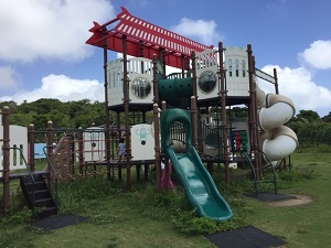 沖縄県南部の南城市、大きい遊具のある「大里城址公園」に行ってきました！